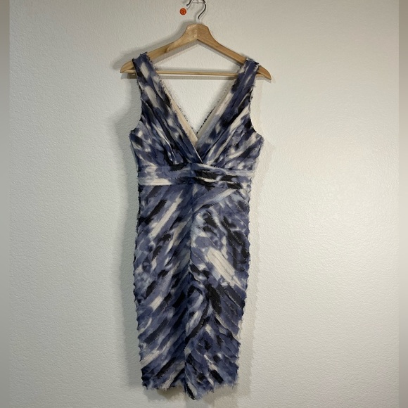 Ann Taylor Raw Edge Body Con Dress Bandage Flattering Dress Spring Summer 6 - Picture 1 of 7